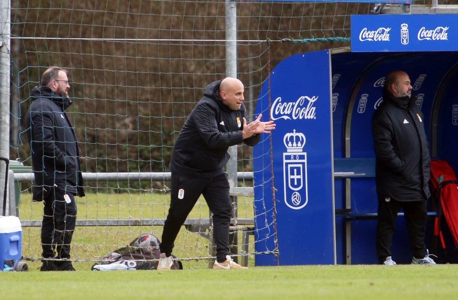 El Real Unión empata ante el Oviedo con un gol de Mikel Obregozo. 