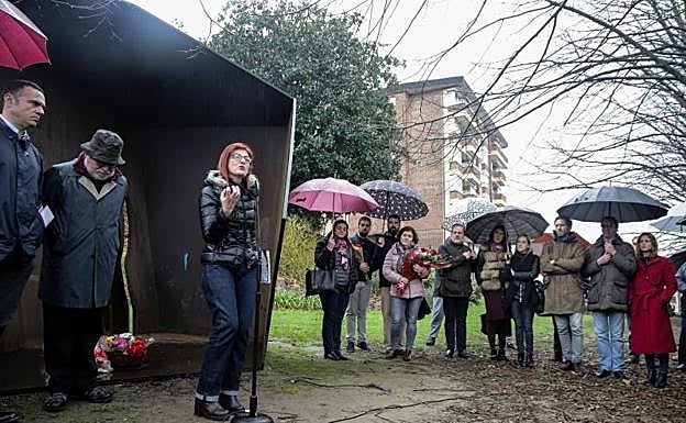 «¿El fin justificó los medios? Otegi solo tiene que responder 'sí' o 'no'»