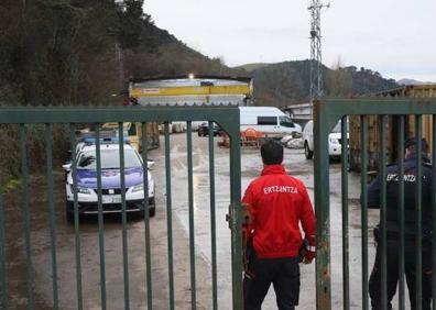 Imagen secundaria 1 - La empresa de Zumaia.