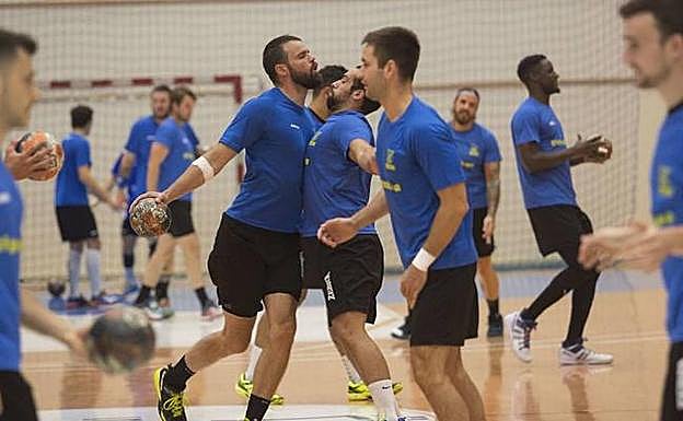 Entrenamietno de balonmano del Biradoa-Irun 