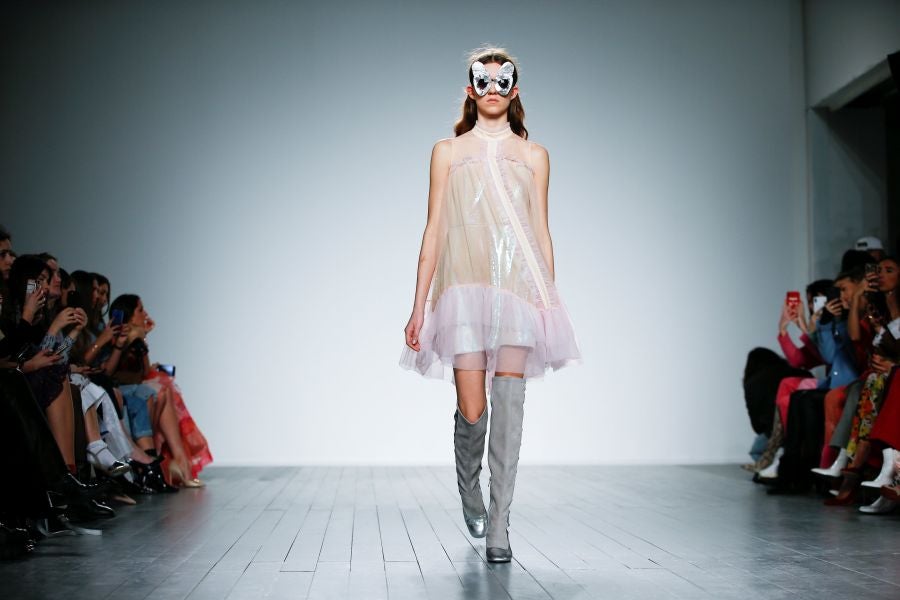 Londres acoge estos días su semana de la moda con desfiles de algunas de las firmas más relevantes de la industria, como Burberry o Victoria Beckham