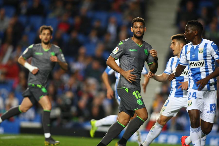 Las fotos más espectáculares del encuentro disputado en Anoeta entre Real Sociedad (esta vez con la segunda equipación) y el Leganés.