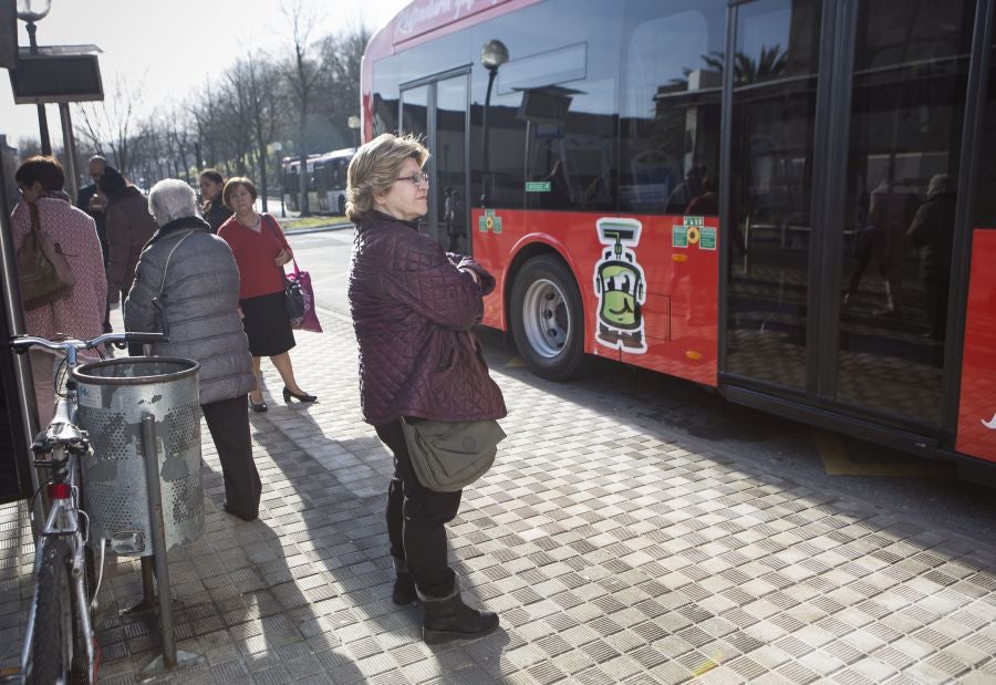 Los nuevos vehículos cargan sus baterías en las cabeceras y se distinguen por una circulación silenciosa, mucho más suave y sin vibraciones