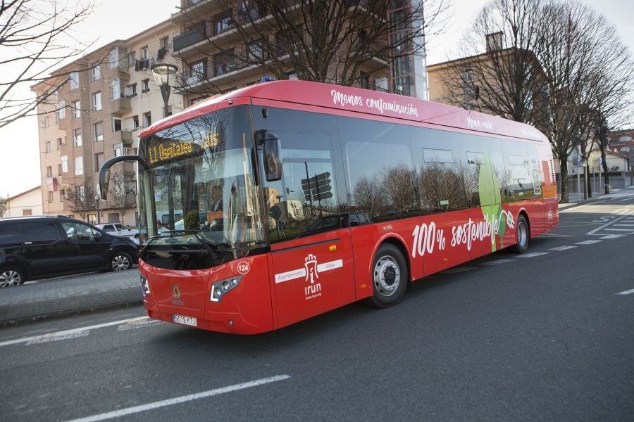 Los nuevos vehículos cargan sus baterías en las cabeceras y se distinguen por una circulación silenciosa, mucho más suave y sin vibraciones