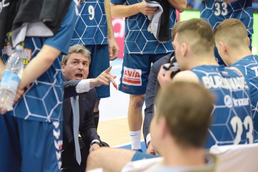 El Gipuzkoa Basket se enfrenta en casa al Valencia Basket. 