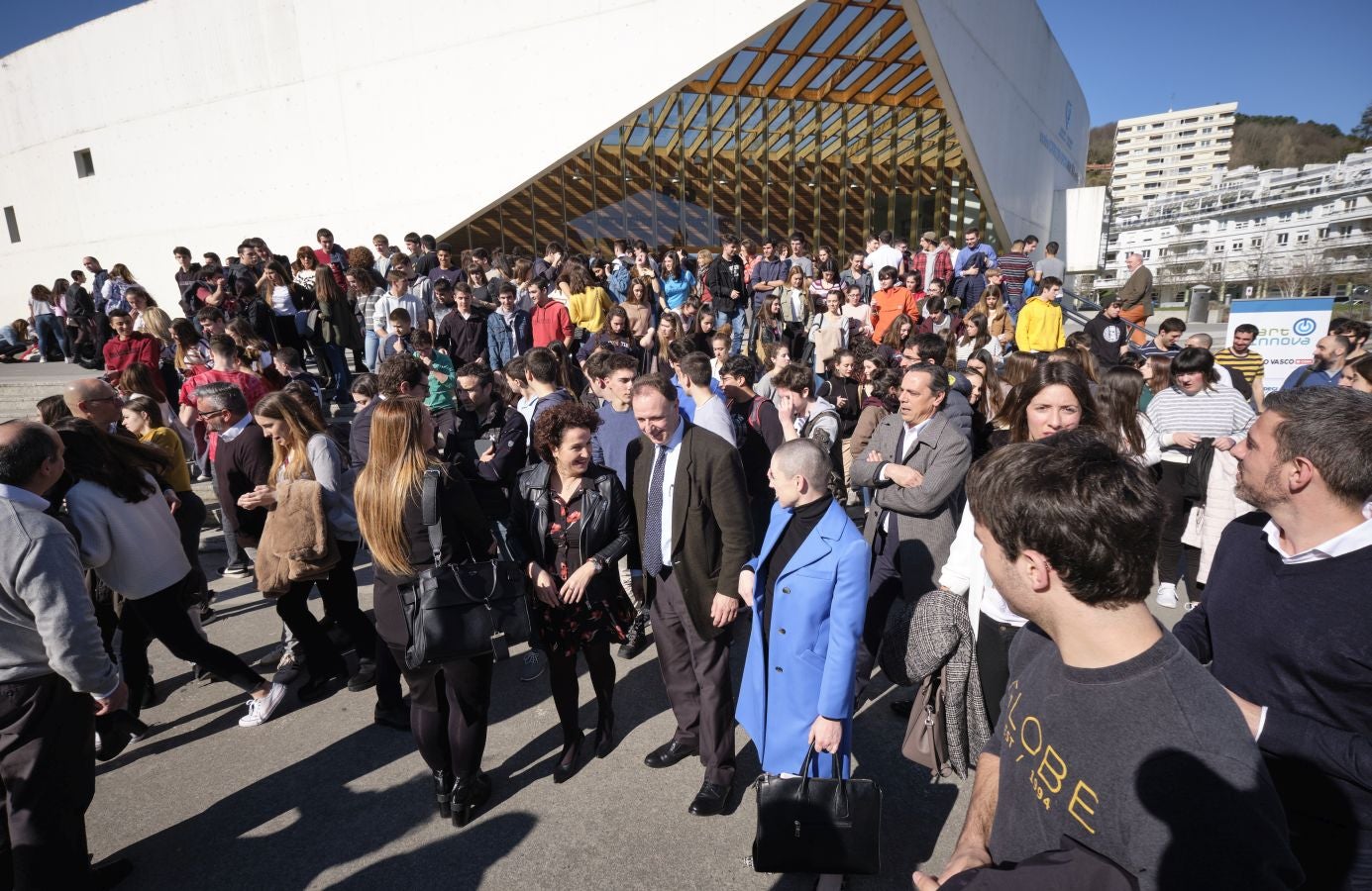 El emprendimiento tiene futuro en Gipuzkoa. Es la principal conclusión que se puede extraer de la séptima edición de STARTinnova, el programa pedagógico impulsado por diariovasco.com y que este curso ha contado con la participación de más de 3.000 alumnos unos 200 centros escolares en Euskadi, Asturias, Valencia, La Rioja, Castilla y León y Madrid.