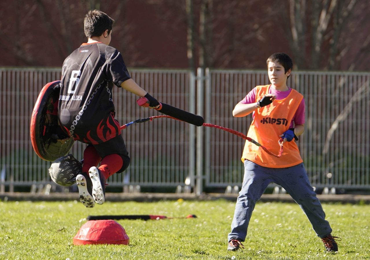 El club Arima Galduak de Eibar practica este novedoso deporte que está dando sus primeros pasos en el País Vasco