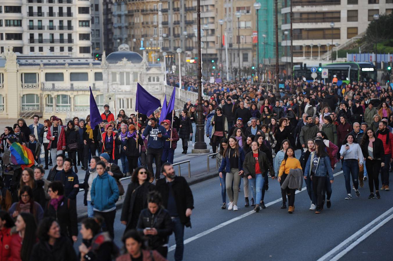 San Sebastián ha sido el lugar en el que las mujeres han reclamado sus derechos con motivo del 8M. 