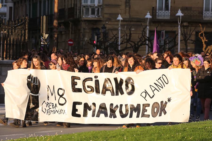 San Sebastián ha sido el lugar en el que las mujeres han reclamado sus derechos con motivo del 8M. 