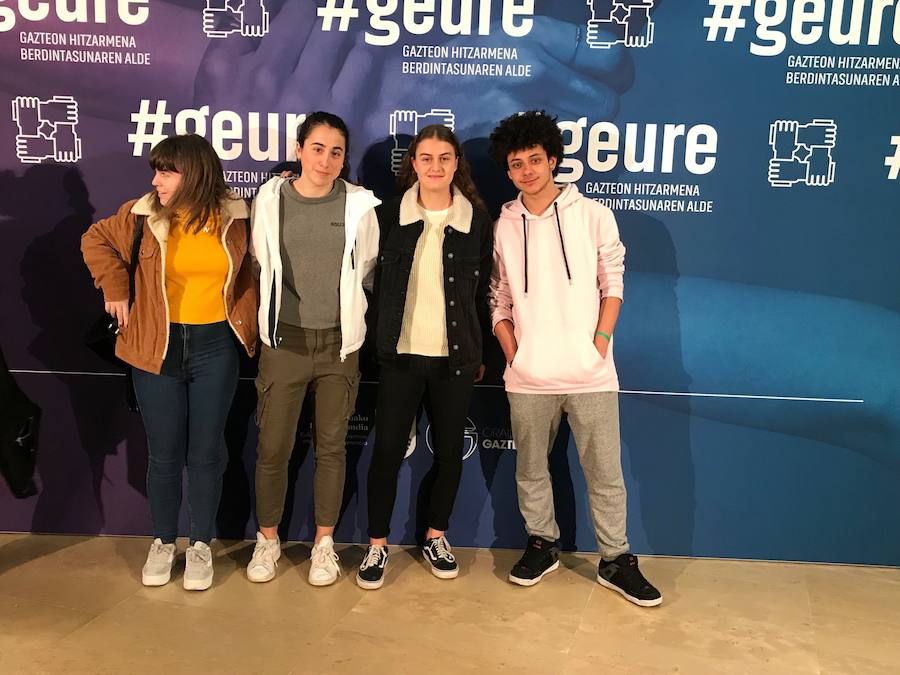 Fue un sábado diferente con decenas de influencers haciendo las delicias de los jóvenes