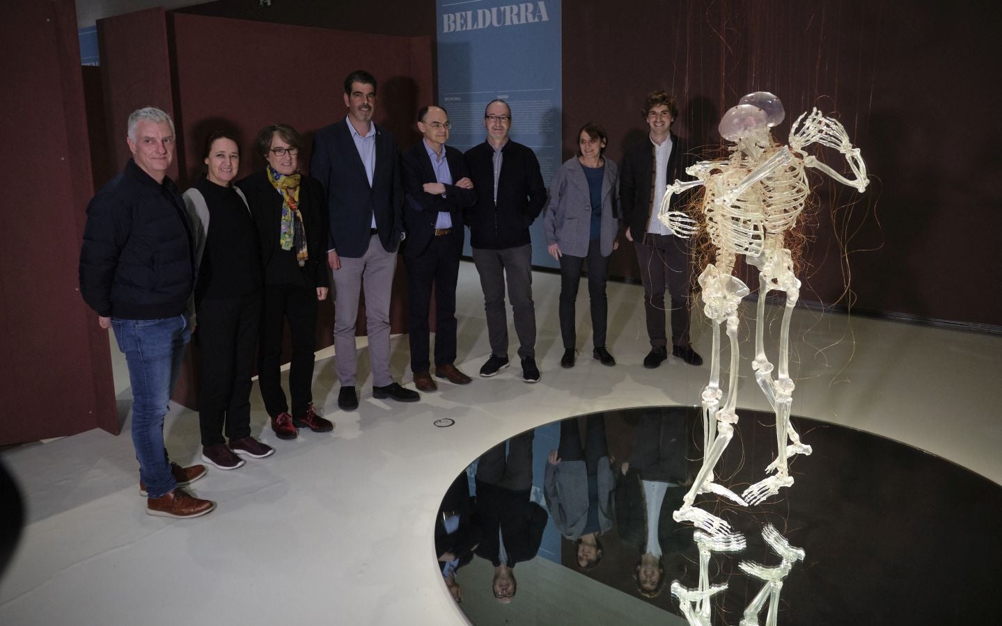 Una exposción que desde este martes se puede ver en el museo donostiarra de San Telmo, un completo recorrido por el capítulo final de la vida y todo lo que gira a su alrededor. La muestra, que permanecerá abierta hasta finales del mes de mayo, repasa las diferentes caras de la muerte.