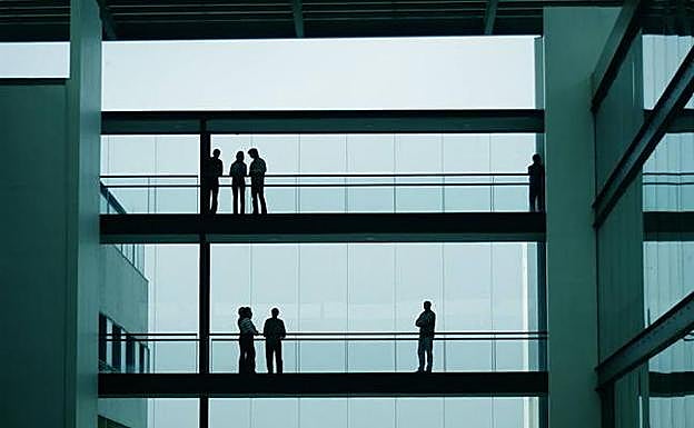 16.000 de los 51.000 vascos que faltan cada día a su trabajo lo hacen sin baja médica