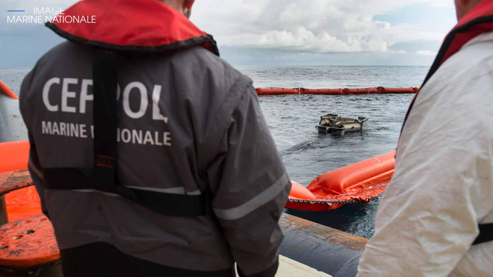 La marea contaminante se ha desplazado en los últimos días hacia Las Landas, aunque en las próximas horas podría variar su trayectoria 