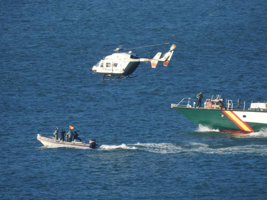 Este viernes ha llegado a Getxo el portaaviones 'Juan Carlos I'. El buque permanecerá atracado hasta el domingo para poder visitado.