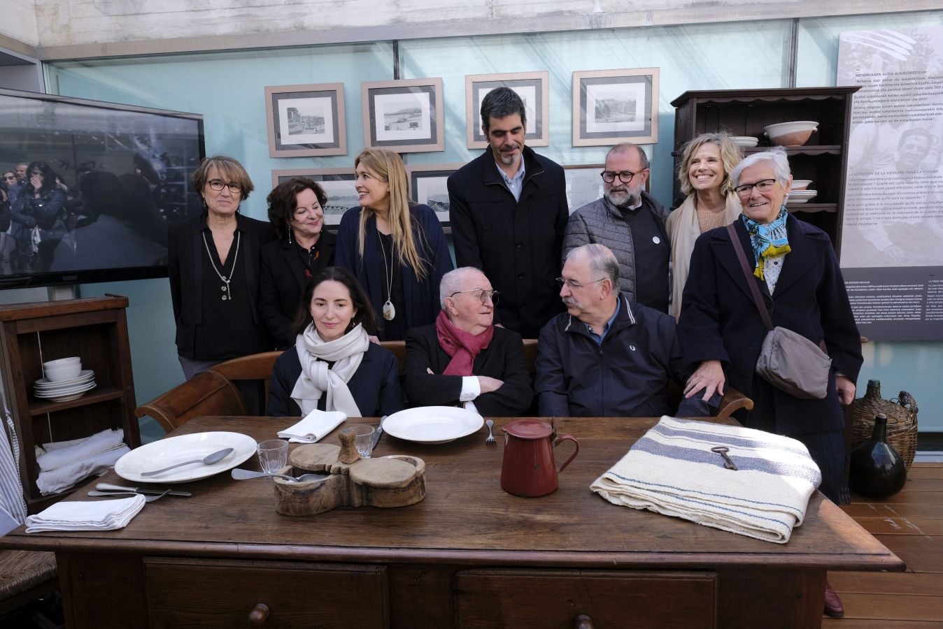 San Telmo y Tabakalera inauguran dos exposiciones que retratan la evolución de la sociedad vasca a través del chef donostiarra y la Nueva Cocina Vasca
