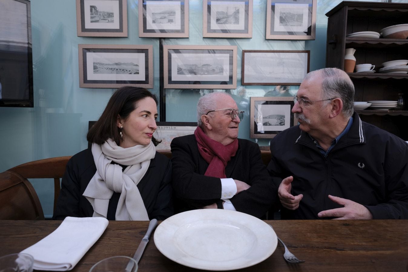 San Telmo y Tabakalera inauguran dos exposiciones que retratan la evolución de la sociedad vasca a través del chef donostiarra y la Nueva Cocina Vasca