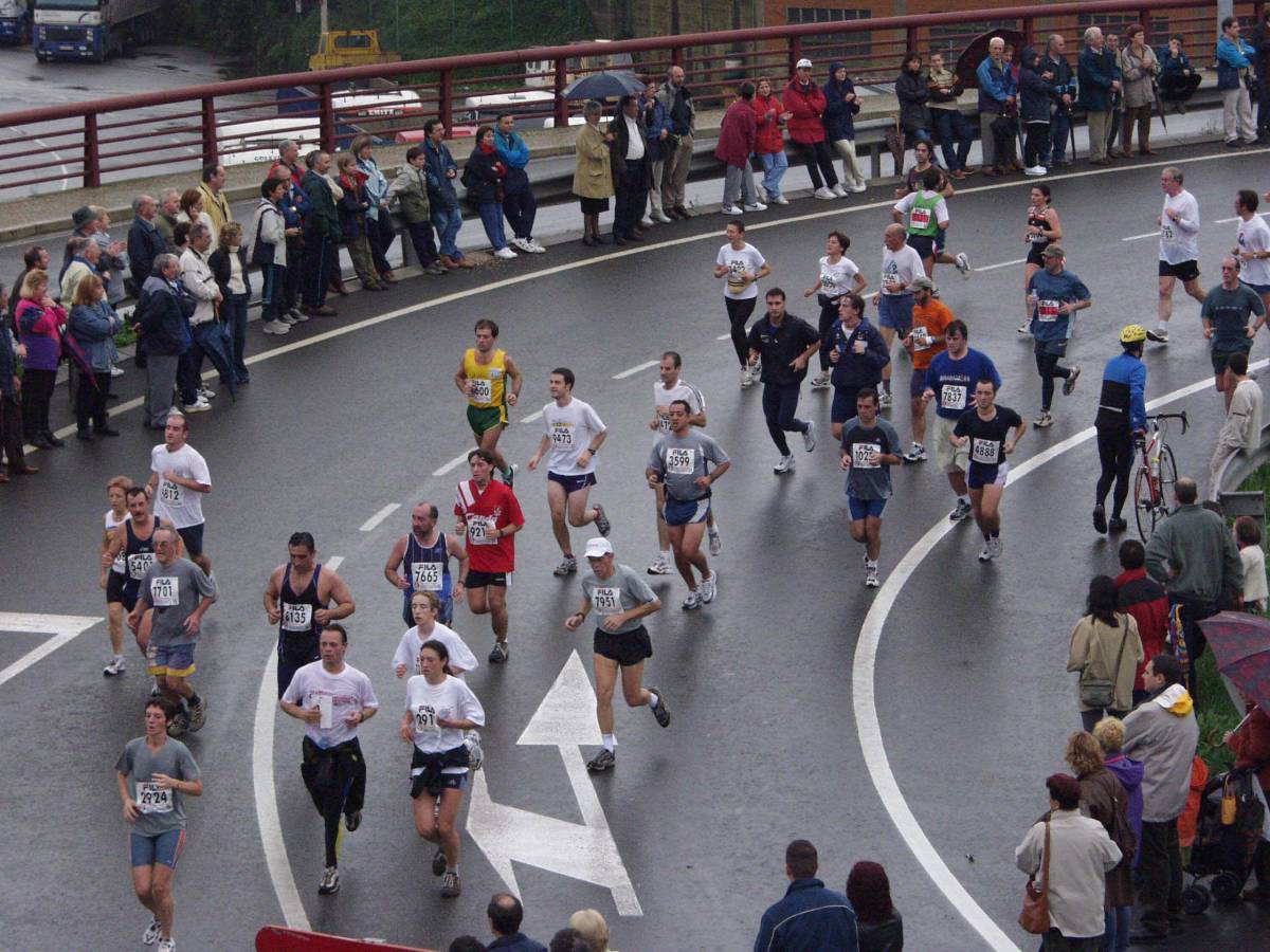 El 30 de marzo del año 1919, la Behobia-San Sebastián se disputó por primera vez. Desde entonces, la carrera ha tenido 54 ediciones en tres etapas diferentes.