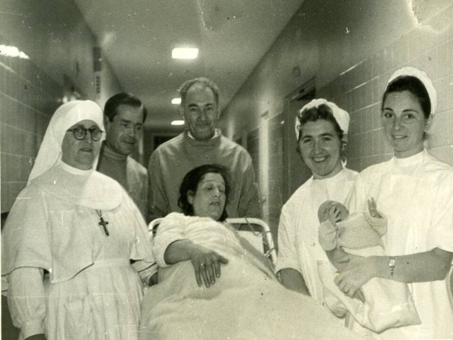 Miles de donostiarras de entre 60 y 86 años nacieron en las casas de maternidad de Aldakonea y Ategorrieta antes de que se inaugurara la actual Residencia Sanitaria Nuestra Señora de Aranzazu en 1960.