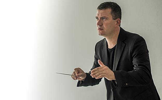 El director, Roberto Pacheco.