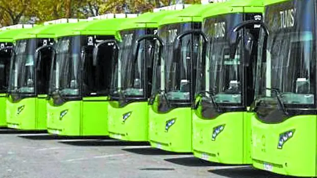 Tuvisa ya cuenta con diez autobuses híbridos en su flota. 