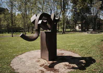 Imagen secundaria 1 - «Éramos conscientes de que nos faltaba poner Chillida Leku al día»