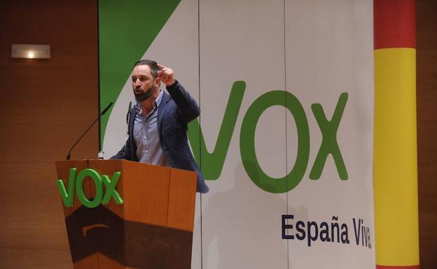 Mitin de Santiago Abascal en Bilbao