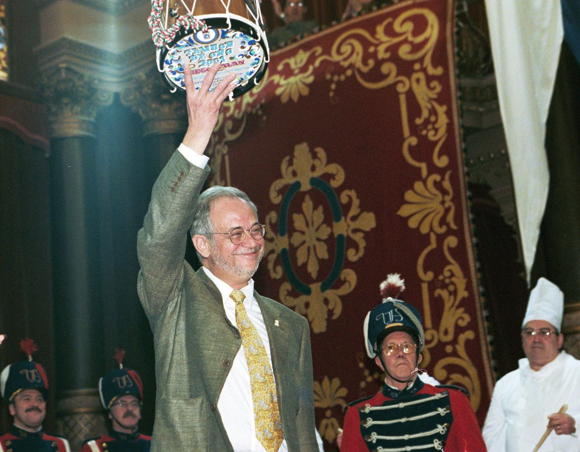 Diego Galán recibió en 2001 el Tambor de Oro de Donostia
