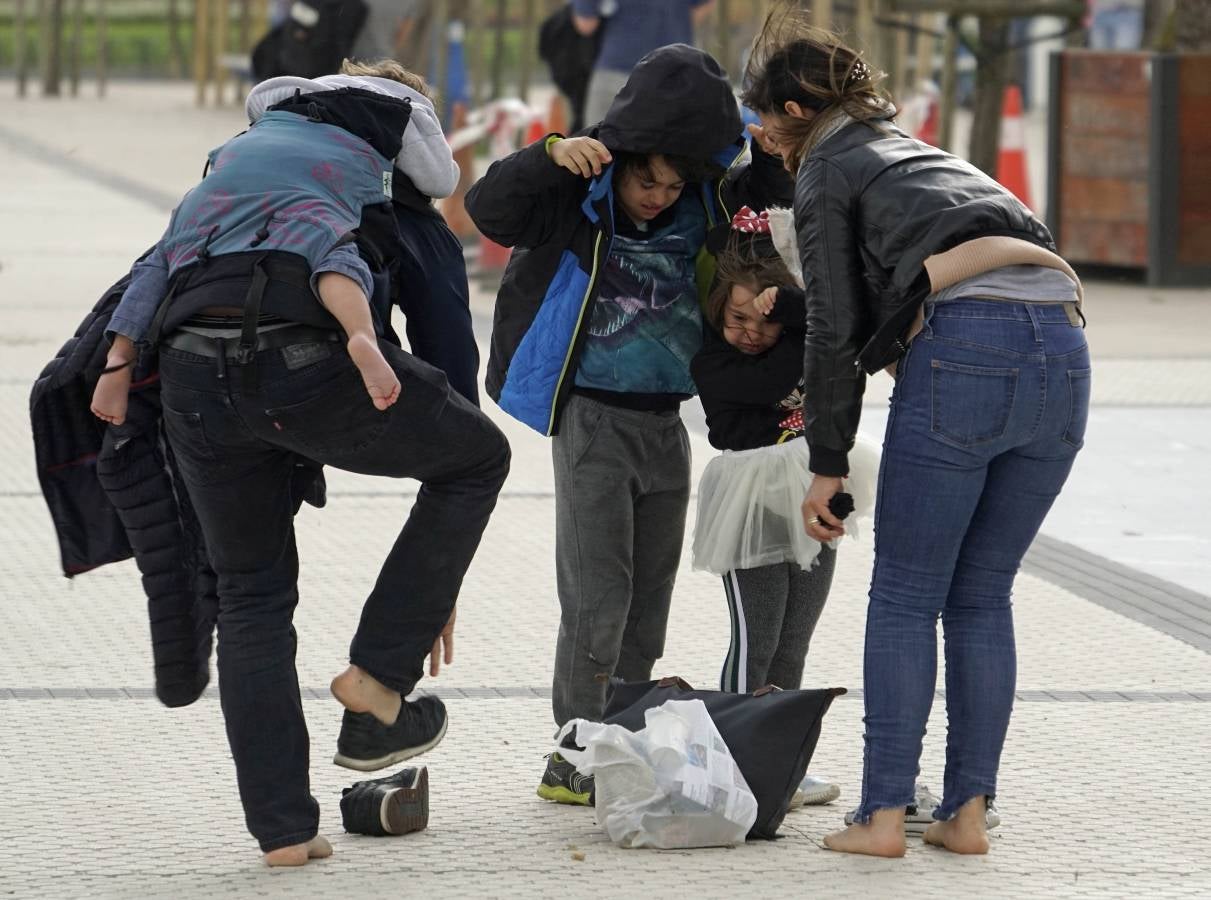 Tras el buen tiempo de la mañana, la tormenta ha llegado a la capital guipuzcoana por la tarde