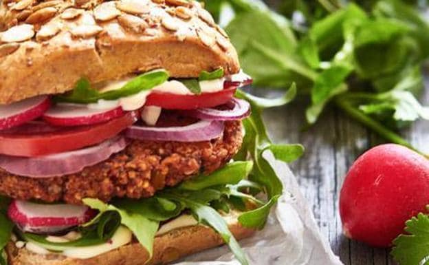3 hamburguesas veganas caseras fáciles de hacer | El Diario Vasco