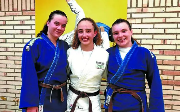 Las tres judocas del Klub Lizardi que acuden al Campeonato Nacional.