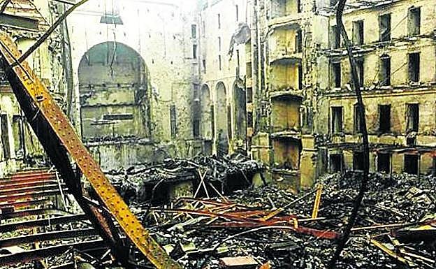 Royal Insurance trató de recuperar parte del dinero que pagó por el incendio del Liceo de Barcelona. No pudo conseguirlo.