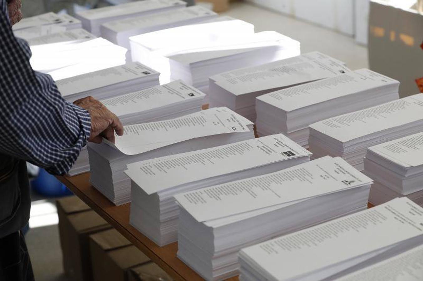 Fotos de la jornada electoral, candidatos y anécdotas en las votaciones de las elecciones generales 28A