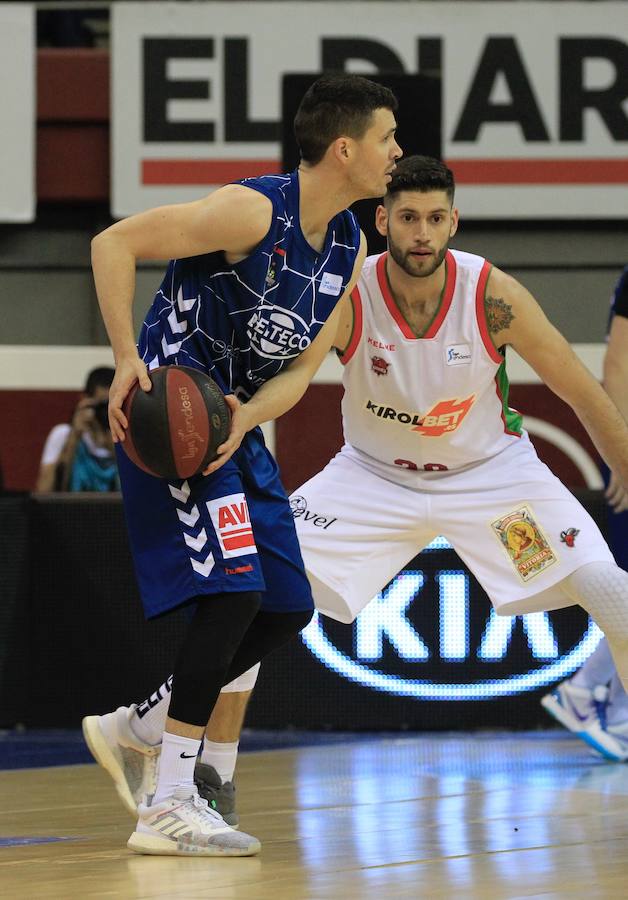 El GBC-Delteco ha perdido 77-87 ante el Baskonia en casa.