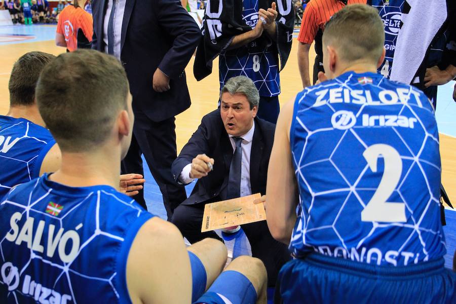 El GBC-Delteco ha perdido 77-87 ante el Baskonia en casa.