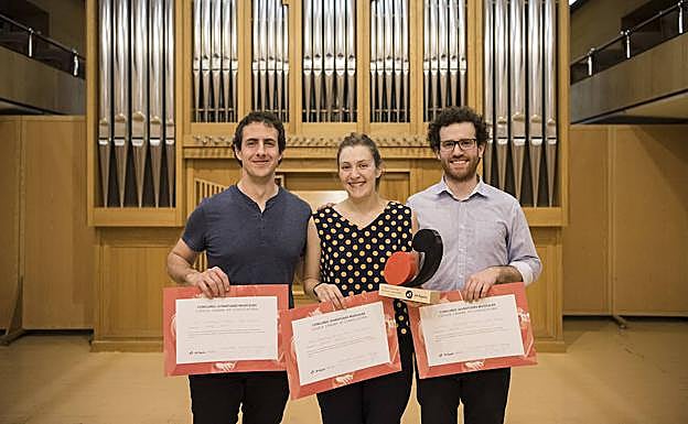 Jon Ansorena, María Zubimendi y Gorka Catediano. 