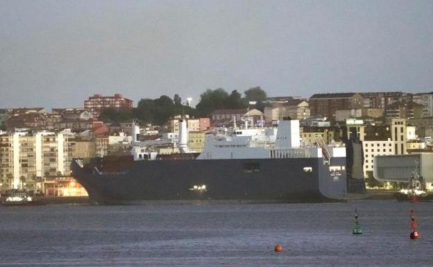 Imagen del buque saudí en Santander. 