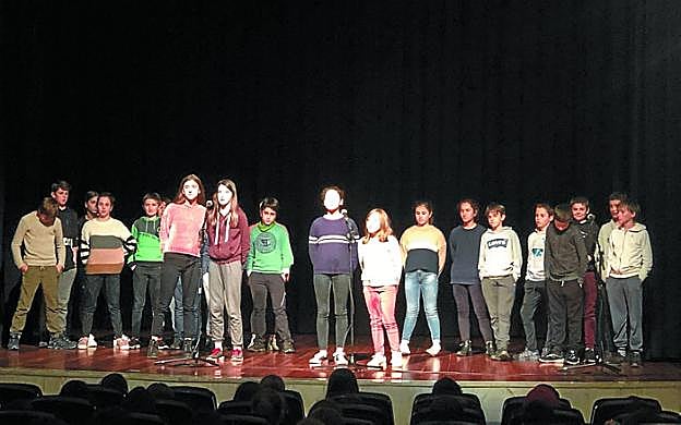 Una de las jornadas de bertsolarismo celebradas en Santa Ana. 