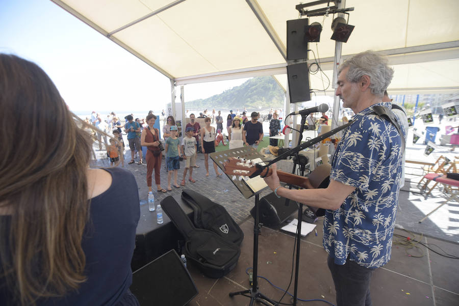 Basoka, el minifestival musical que todos los años se celebra entre los árboles del bosque de Miramón, se ha convertido en una de las citas ineludibles de Olatu Talka. Esta vez Basoka recupera su formato habitual con funciones con un marcado color folkie, 