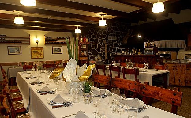 Comedor del asador Burruntzi. 