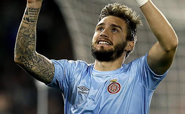 Portu celebra un gol con el Girona. 