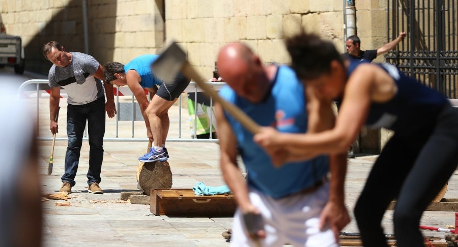 Deportes rurales, música y espectáculos han llenado las calles del municipio con buen ambiente y tradición.