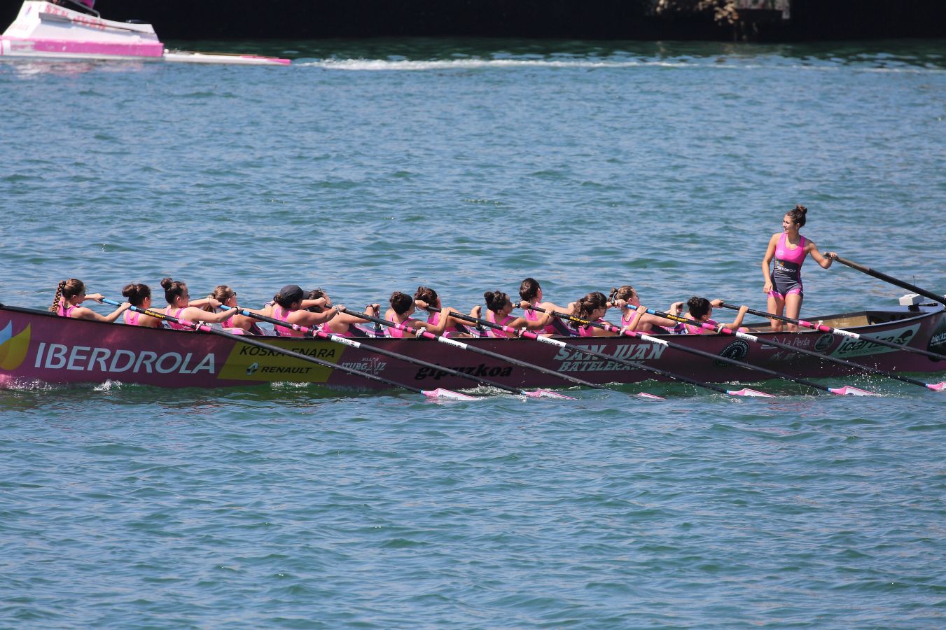 La 'Madalen' marca un tiempo de 11.04:44 y se consolida como líder de la segunda categoría femenina