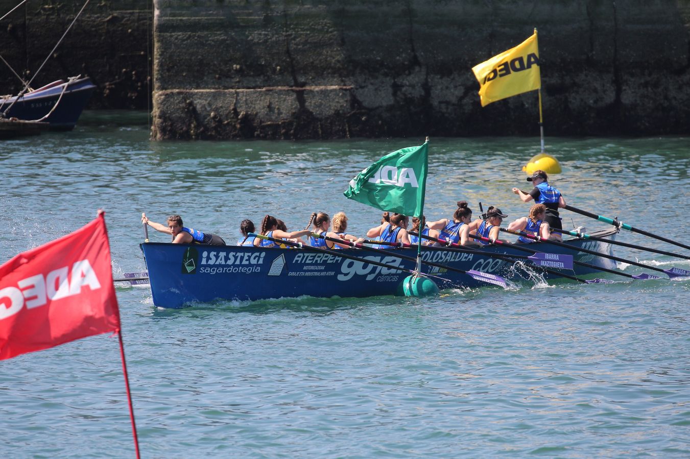 La 'Madalen' marca un tiempo de 11.04:44 y se consolida como líder de la segunda categoría femenina