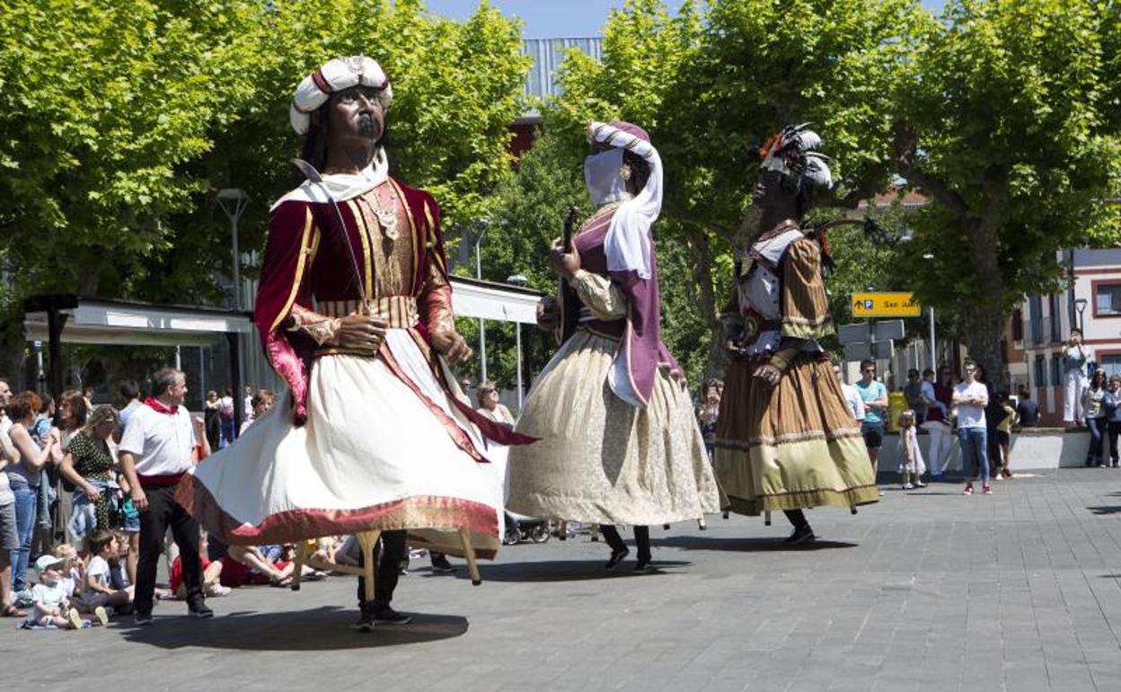 Irun: Segunda juventud para unos gigantes centenarios