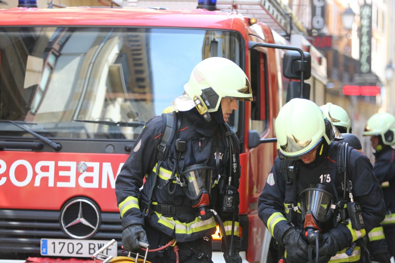 Fotos: Incendio en una vivienda de la Parte Vieja de Donostia
