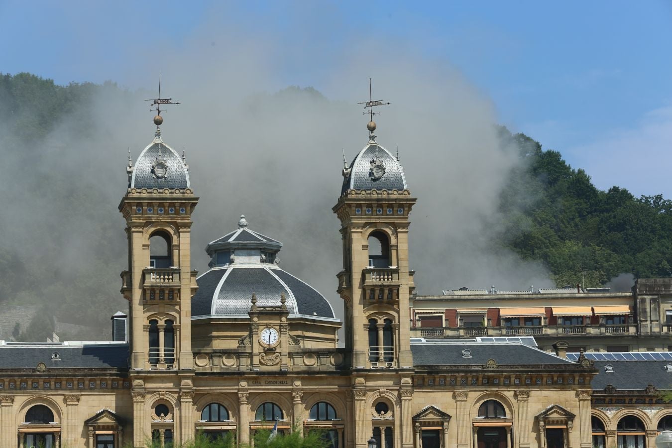 Fotos: Incendio en una vivienda de la Parte Vieja de Donostia