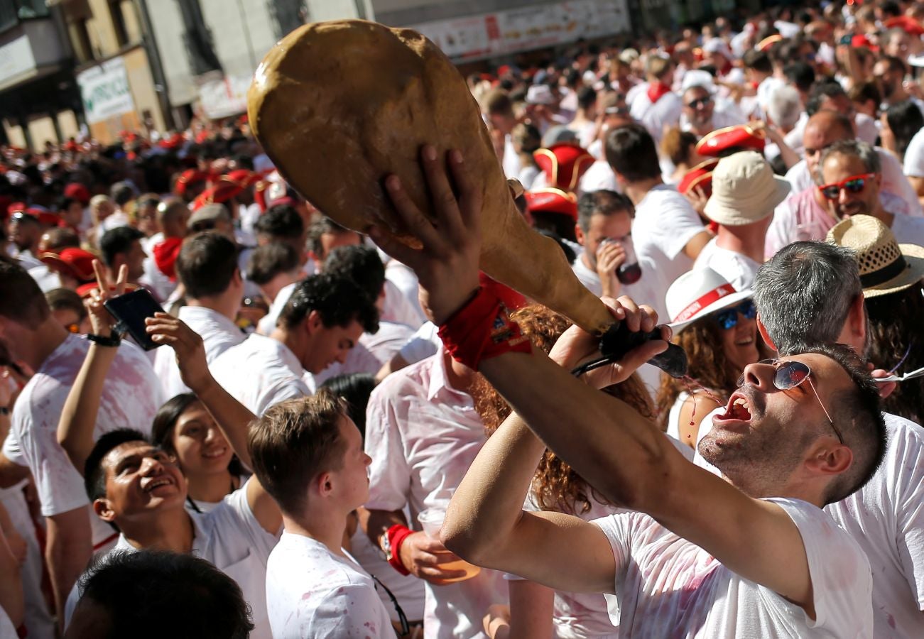 Fotos: Chupinazo musical para abrir los Sanfermines 2019