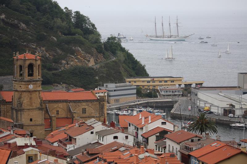 Desde Getxo hasta la localidad de Elcano: así ha sido el homenaje al marino vasco que dio la primera vuelta al mundo hace cinco siglos