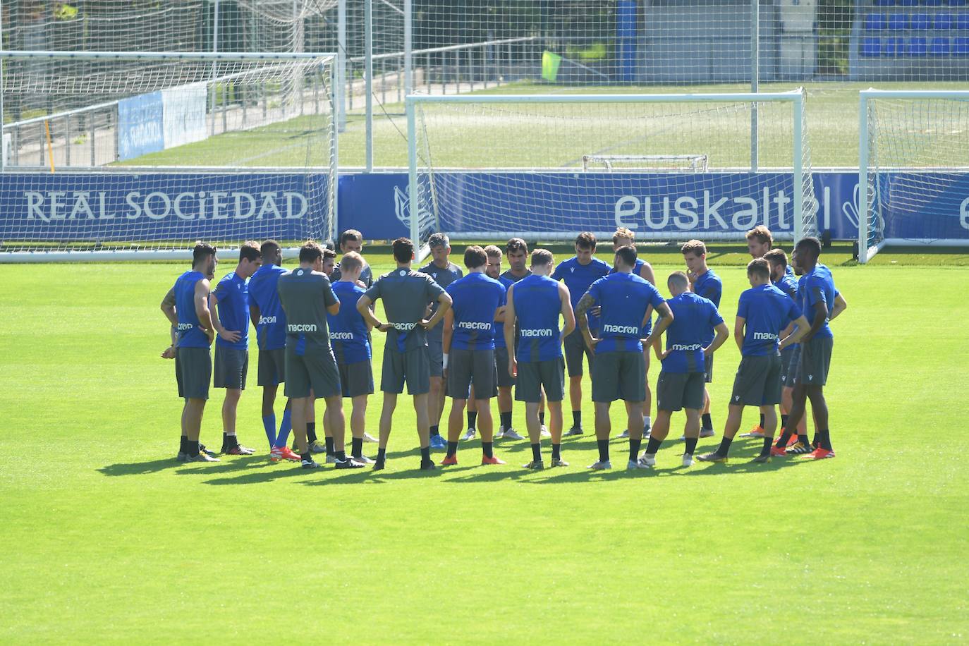 Fotos: La Real Sociedad sigue con su preparación de cara a la campaña 2019/20