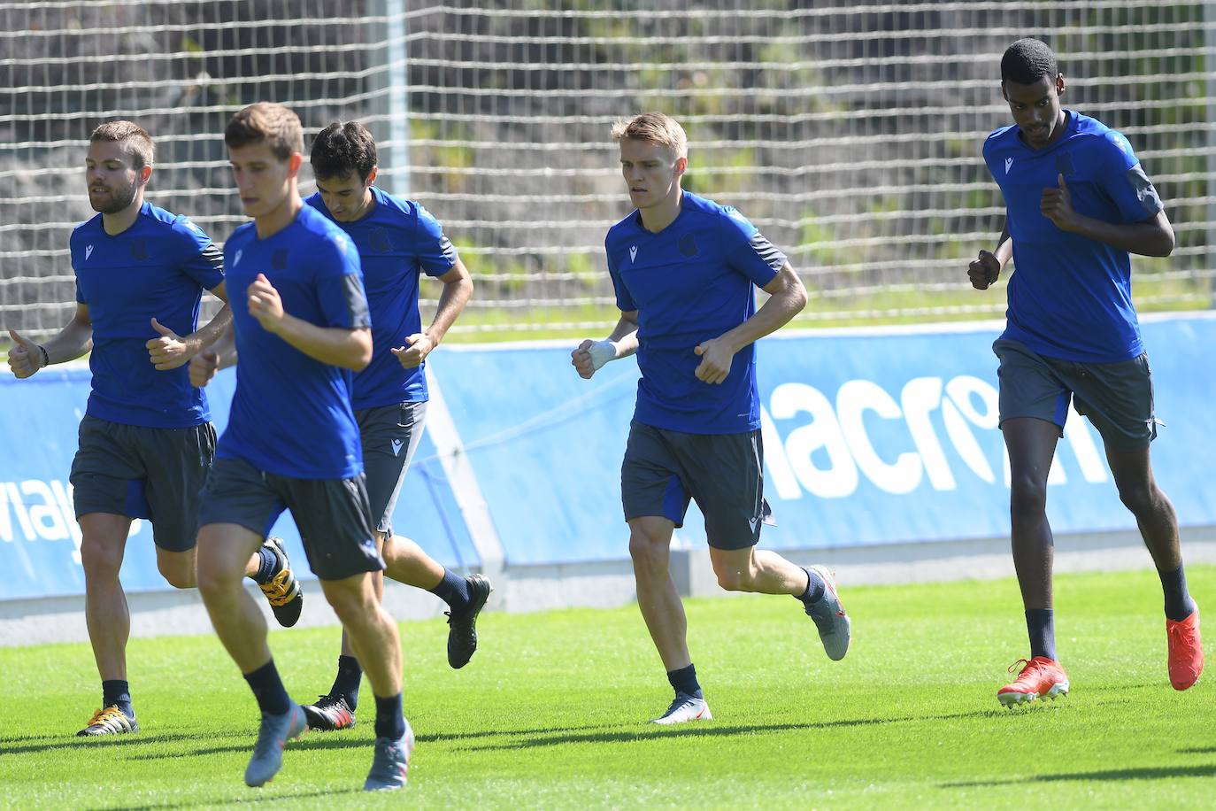 Fotos: La Real Sociedad sigue con su preparación de cara a la campaña 2019/20